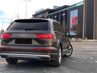 Audi Q7 foto 3