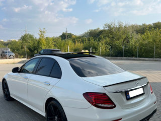 Mercedes E-Class foto 4