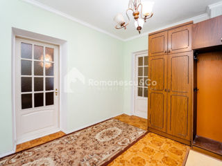 Apartament cu 2 camere, 46 m², Centru, Chișinău foto 3