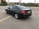 BMW 3 Series foto 6