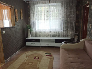 Ap. 2 cam., 48 м², 1/5 et.