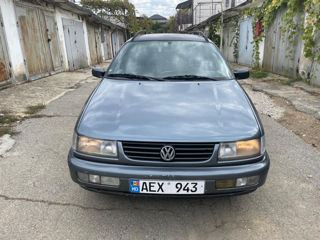 Volkswagen Passat foto 2