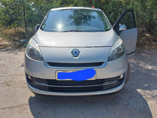 Renault Grand Scenic foto 3