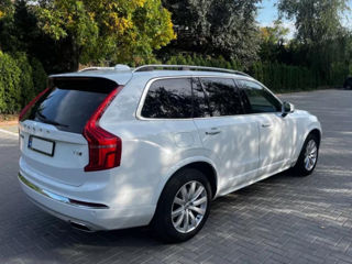 Volvo XC90 foto 2