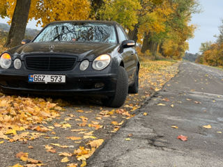 Mercedes E-Class foto 3