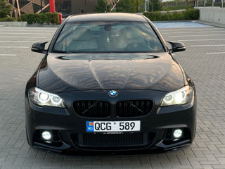 BMW 5 Series foto 1