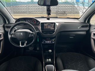 Peugeot 2008 foto 6