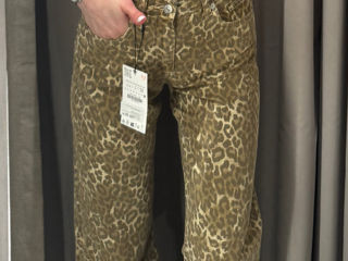 Pantaloni Noi Zara