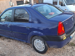 Dacia Logan foto 4