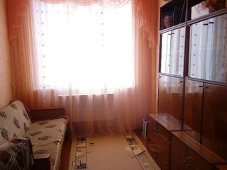 Se vinde casa in Telenesti....6 camere foto 5