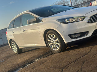 Ford Focus foto 3