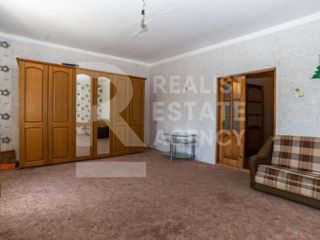 Apartament cu 3 camere, 110 m², Buiucani, Chișinău foto 4