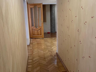 Apartament cu 3 camere, 70 m², Buiucani, Chișinău foto 9