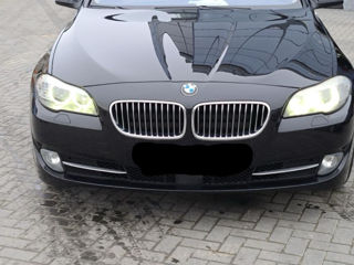 BMW 5 Series foto 2