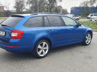 Skoda Octavia foto 2