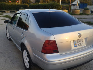 Volkswagen Jetta foto 5