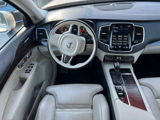 Volvo XC90 foto 8