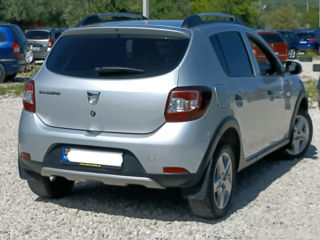 Dacia Sandero Stepway foto 2