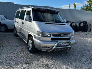 Volkswagen Caravelle фото 3