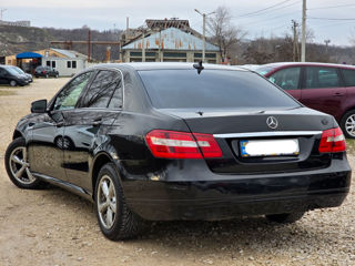 Mercedes E-Class foto 2