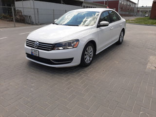 Volkswagen Passat foto 2