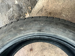 Продам 2 б.у шины 285/45 R20 Goodyear Eagle Sport foto 5