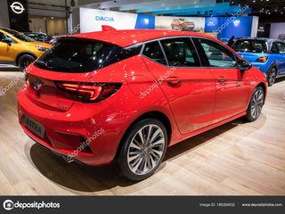 Toyota Auris foto 13