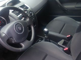 Renault Megane foto 9