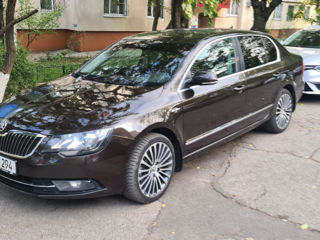 Skoda Superb foto 2