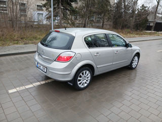 Opel Astra foto 8