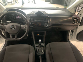 Volkswagen up! foto 11