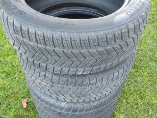 Pirelli Scorpion Winter 235/50 R18 foto 6