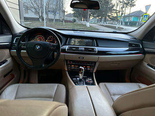 BMW 5 GT фото 9