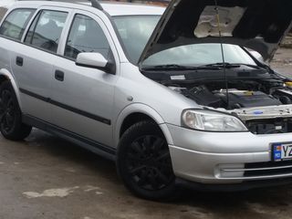 Opel Astra foto 2