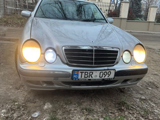 Mercedes E-Class