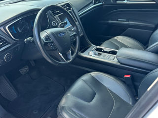 Ford Fusion foto 9