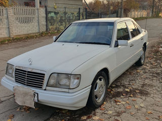 Mercedes E-Class foto 5