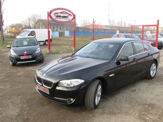 BMW 5 Series foto 1