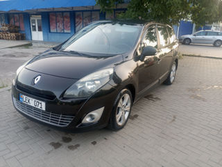 Renault Grand Scenic foto 3