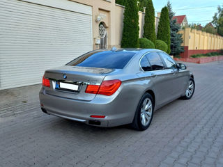 BMW 7 Series foto 2