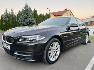 BMW 5 Series foto 3