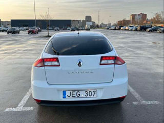 Renault Laguna foto 2