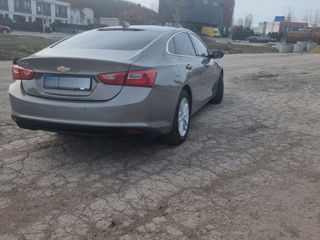 Chevrolet Malibu foto 4