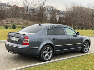 Skoda Superb foto 4