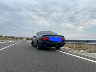 BMW 5 Series foto 4