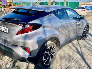 Toyota C-HR foto 5