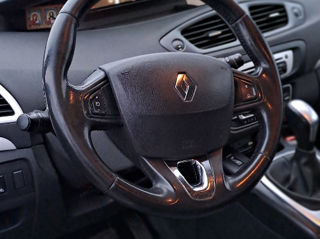 Renault Grand Scenic foto 8