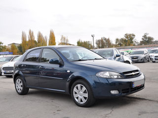 Chevrolet Lacetti foto 3