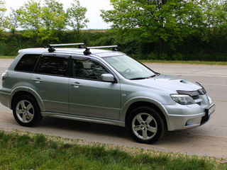 Mitsubishi Outlander foto 9