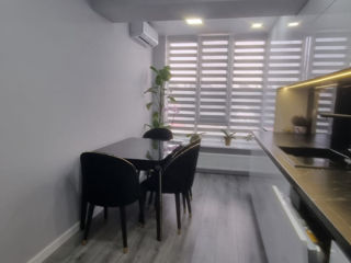 Apartament cu 2 camere, 55 m², Durlești, Chișinău foto 2